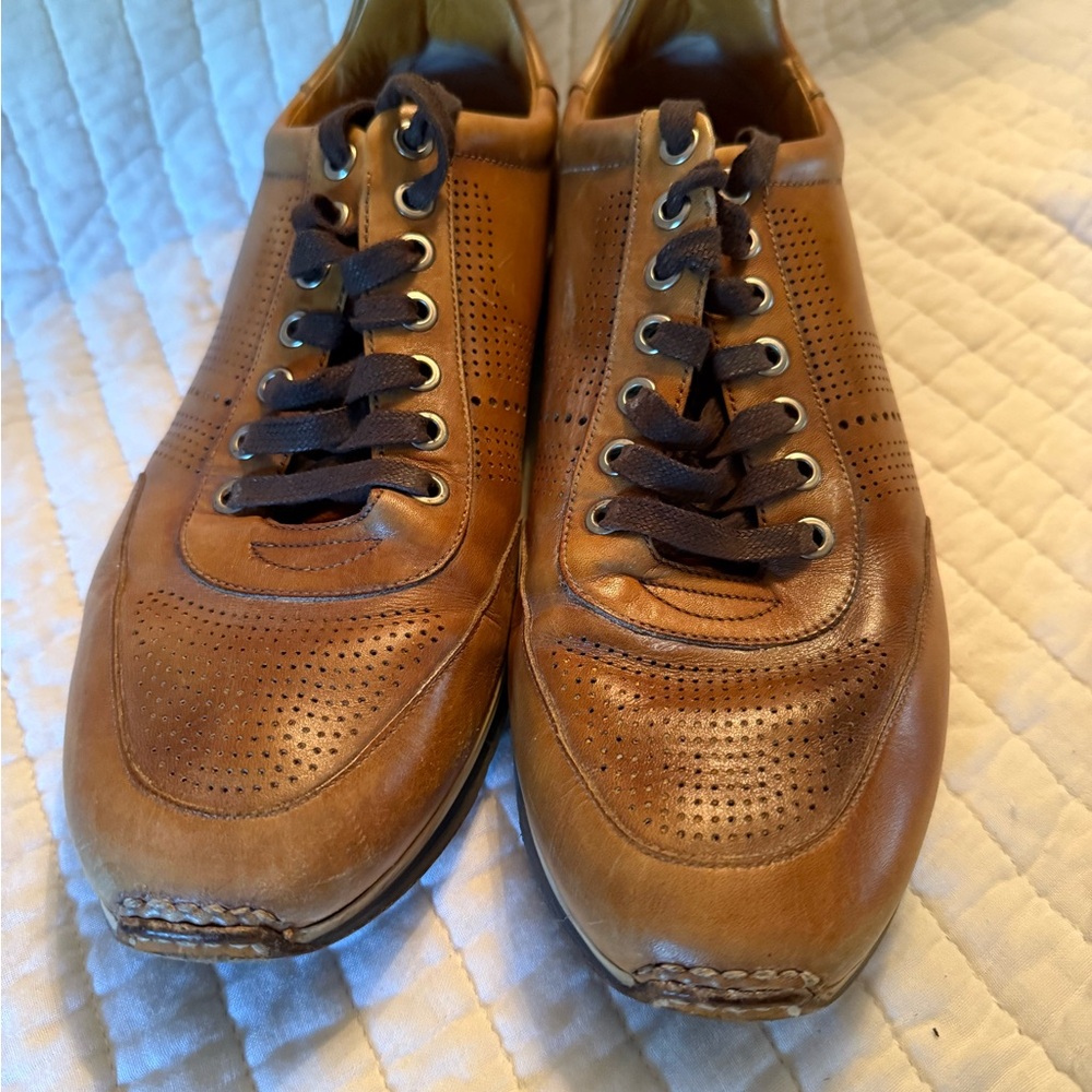 Magnanni Tan Leather Sneakers